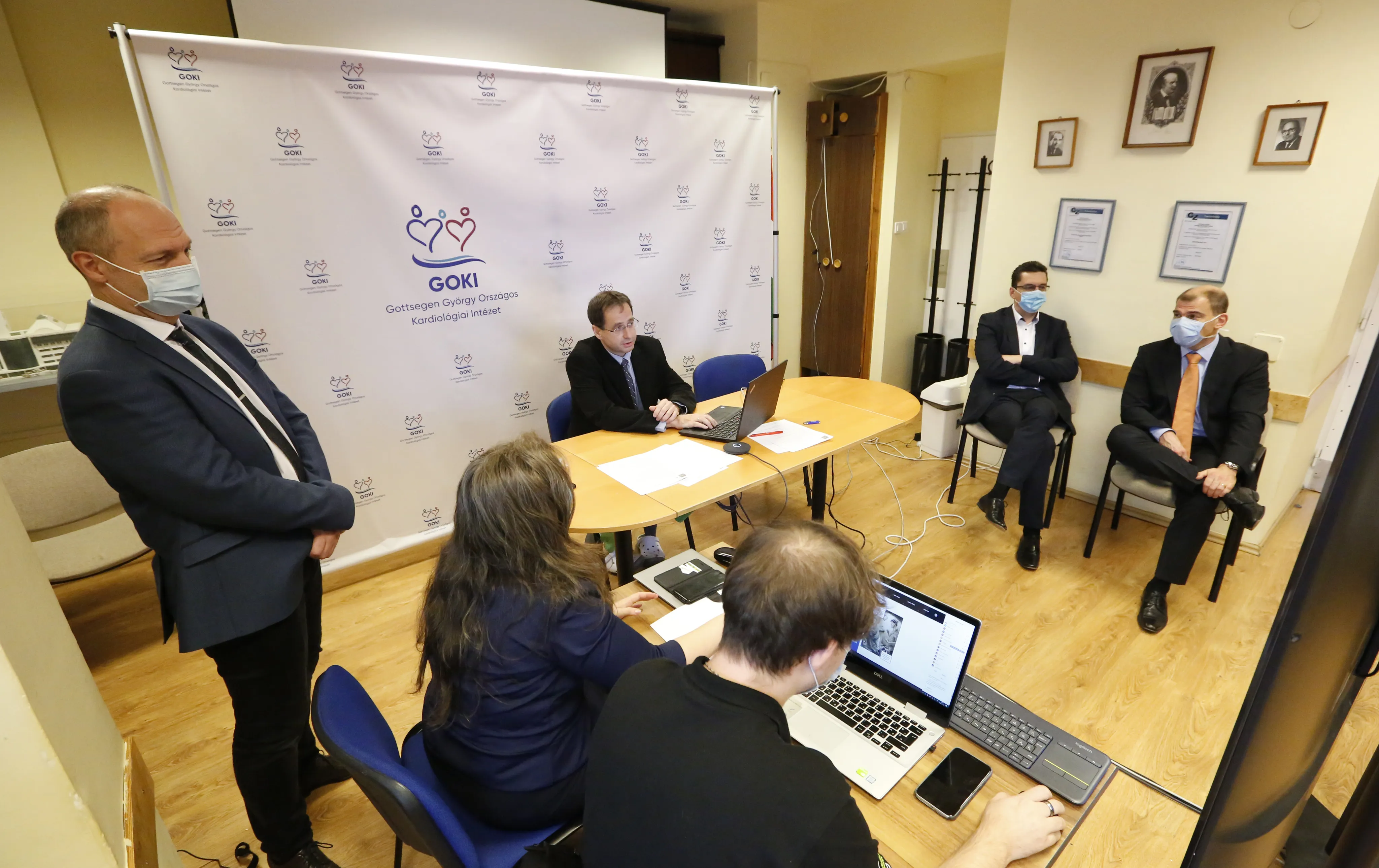 MTA konferencia csoportkép