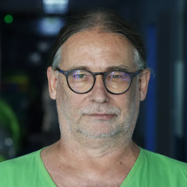 dr. Jákics József portré
